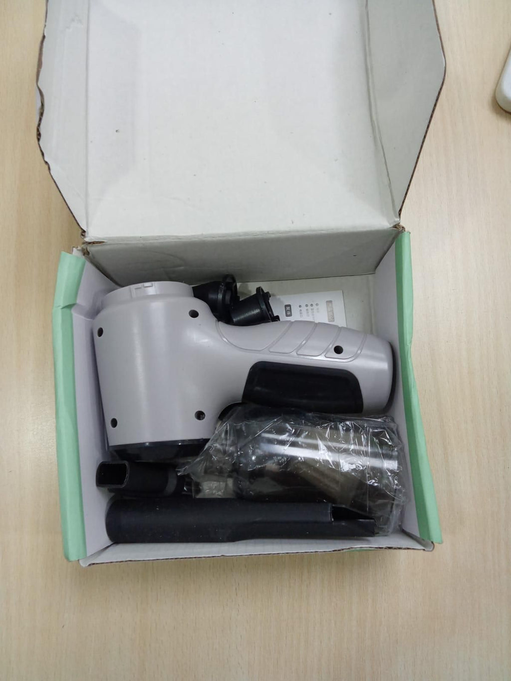 Wireless Mini Vacuum Cleaner
